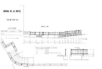 1 vue - Lié à 1724 W 61 - Plan en noir et blanc n° EV_0519 du square de la Motte, clôture vers WC. (ouvre la visionneuse)