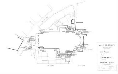 1 vue - Lié à 1724 W 84 - Plan en noir et blanc n° EV_0695, les abords de la cathédrale, plantations. (ouvre la visionneuse)