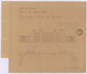 1 vue - Lié à M 294 - Plan en noir et blanc du parc de Maurepas, projet de l\'entrée près de la maison du gardien. (ouvre la visionneuse)